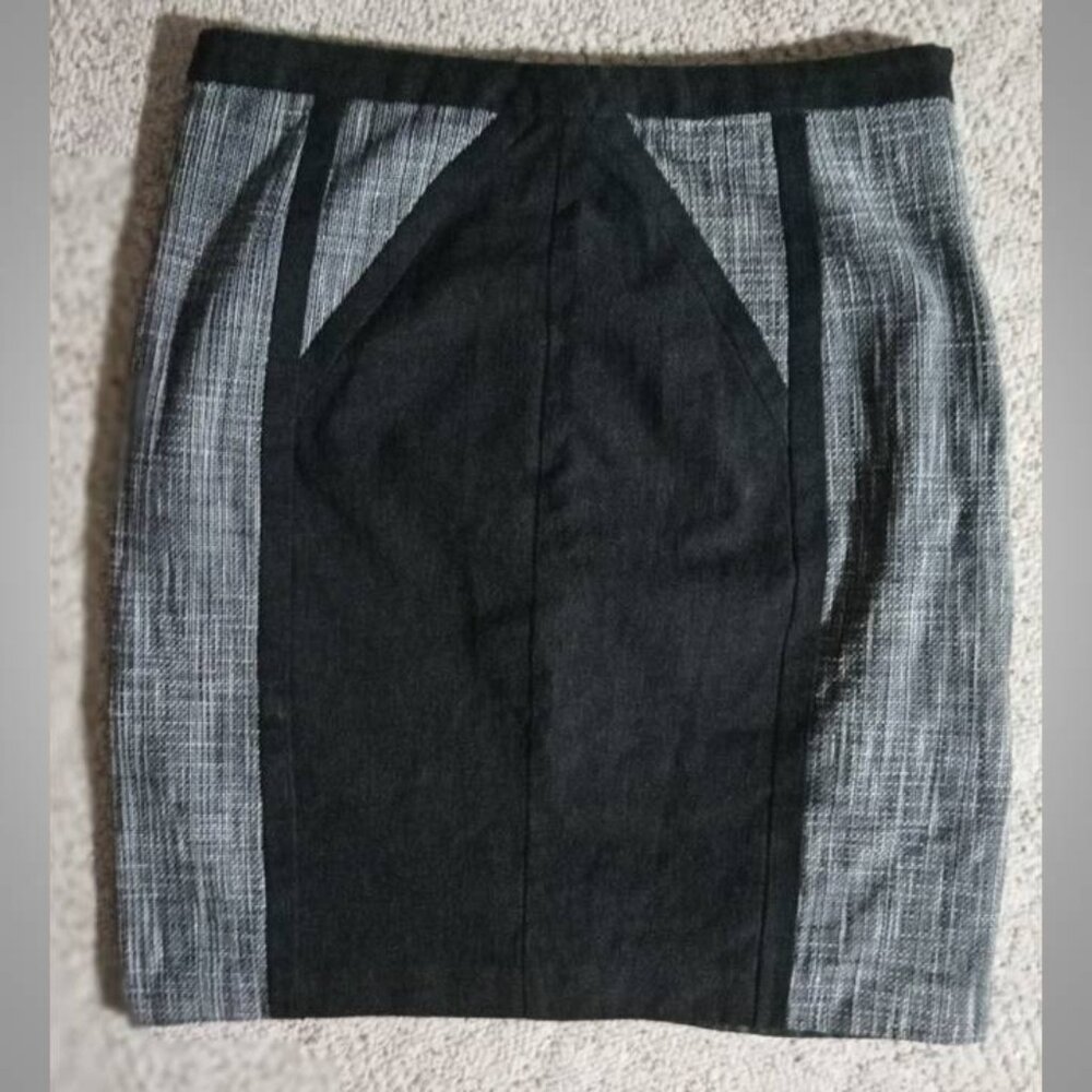 🔥3/$30 Calvin Klein skirt women's size 12 - Picture 2 of 6